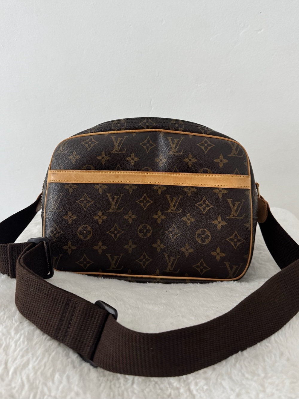 Louis Vuitton Brown Monogram Canvas Messenger Bag with Tan Trim